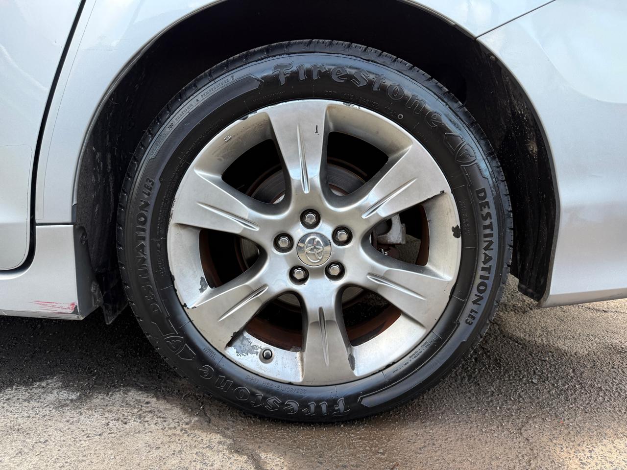 Toyota Sienna  2014