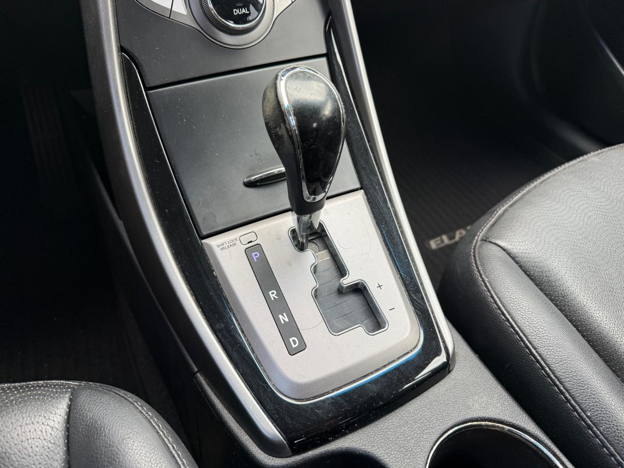 Hyundai Elantra Limited 2013