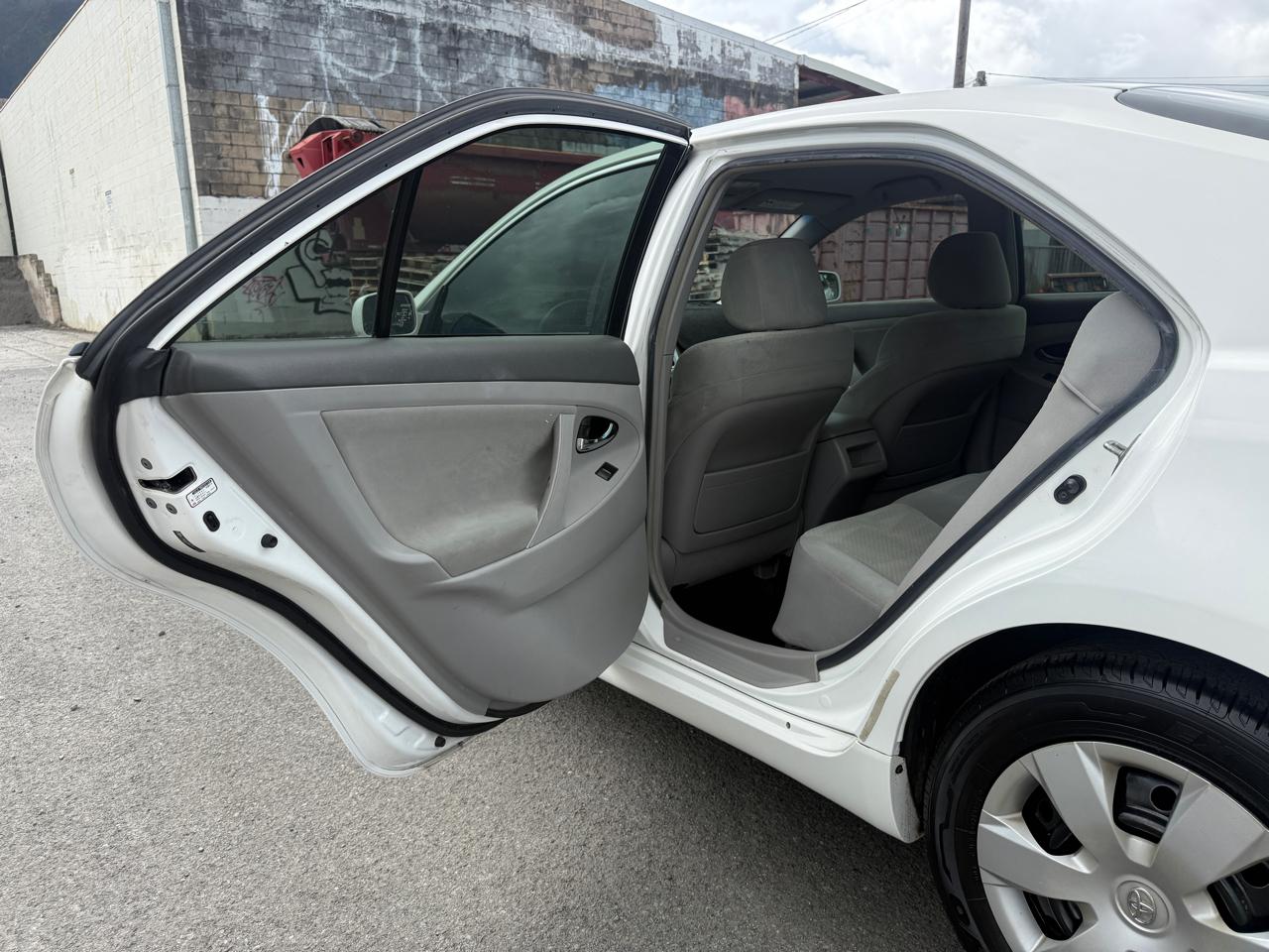 Toyota Camry LE 2008