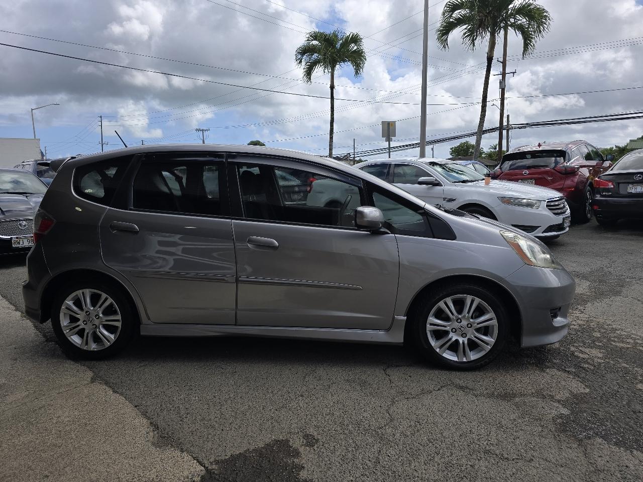 Honda Fit Sport 5-Speed AT 2010
