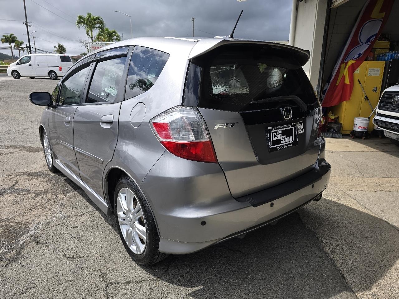 Honda Fit Sport 5-Speed AT 2010
