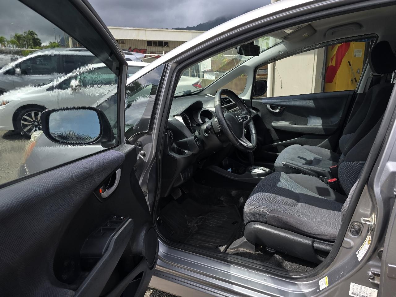 Honda Fit Sport 5-Speed AT 2010