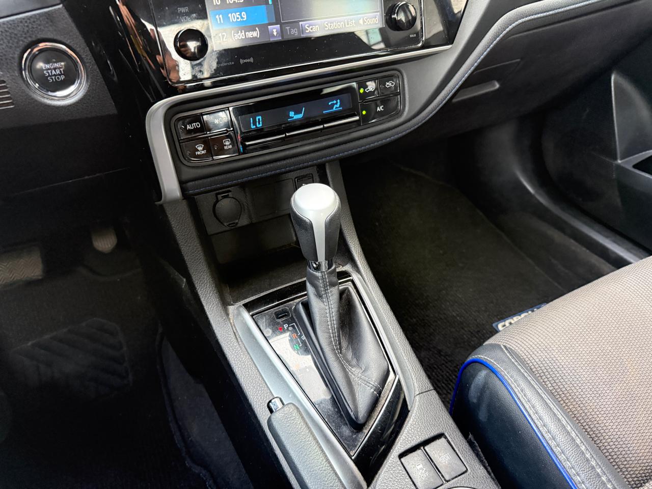 Toyota Corolla SE 2017