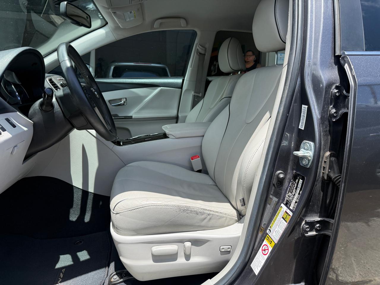 Toyota Venza XLE V6 FWD 2015