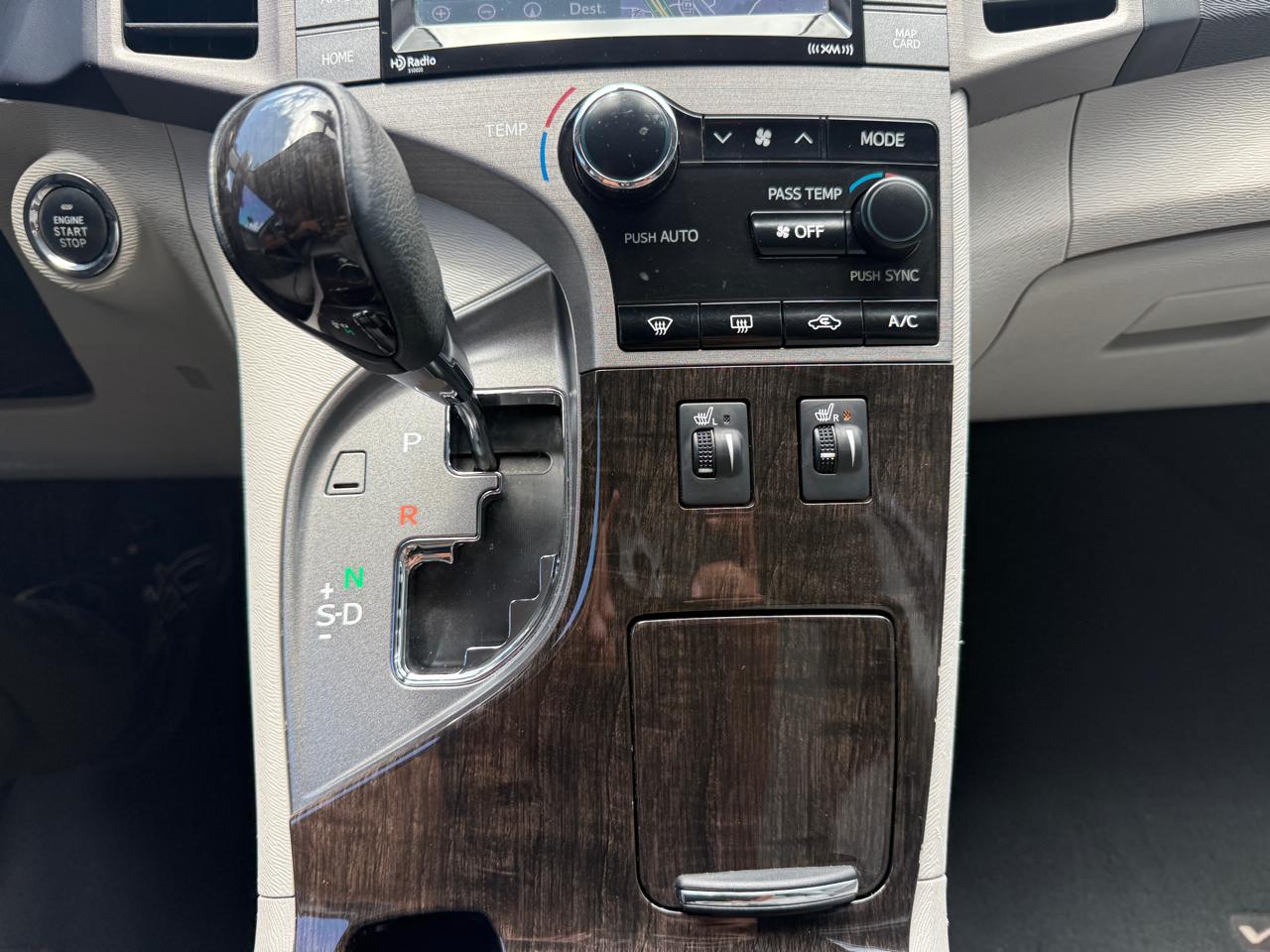 Toyota Venza XLE V6 FWD 2015