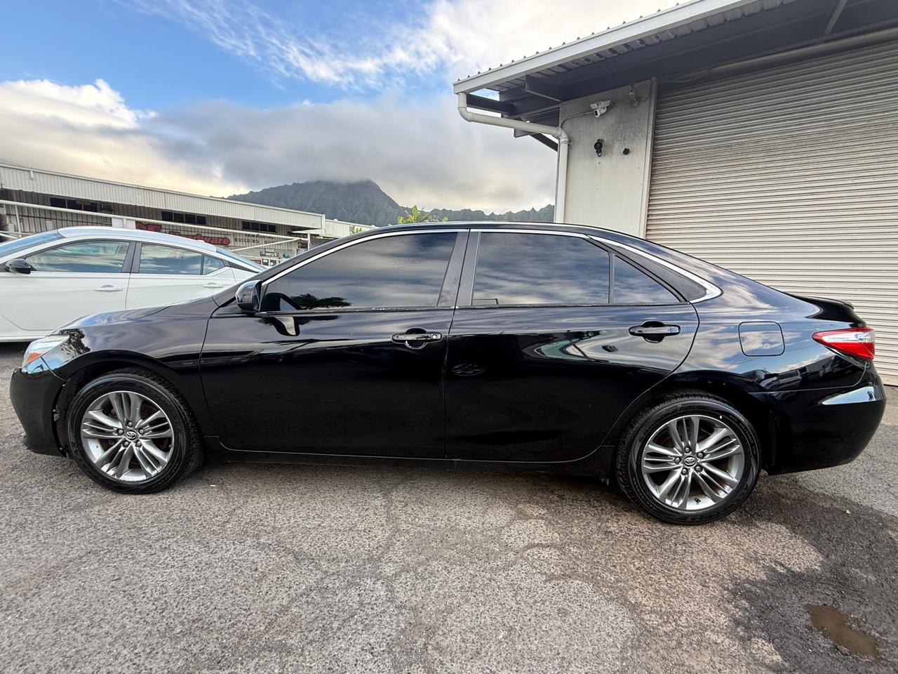 Toyota Camry SE 2017