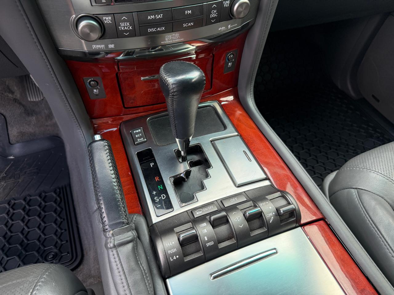 Lexus LX 570 Sport Utility 2008