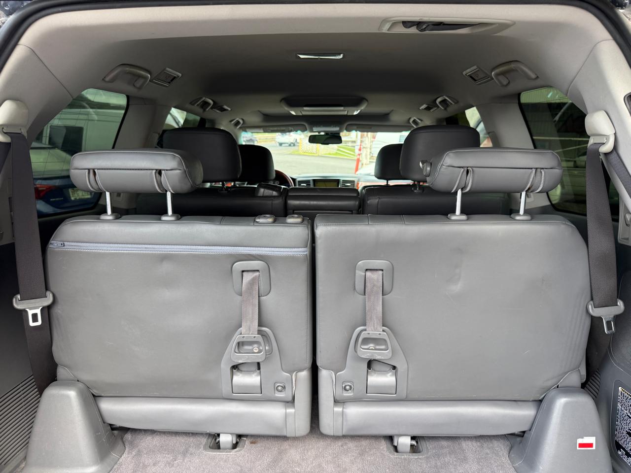Lexus LX 570 Sport Utility 2008