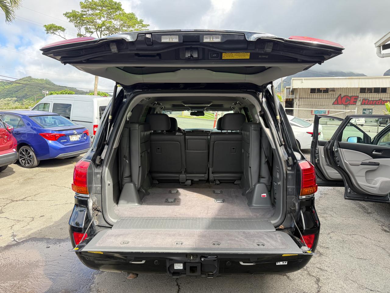 Lexus LX 570 Sport Utility 2008