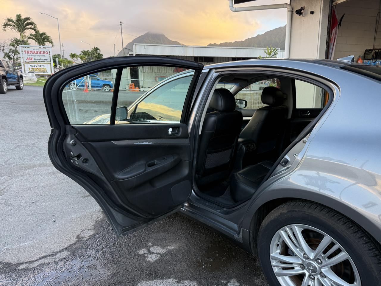 Infiniti G Sedan G37 Journey 2011