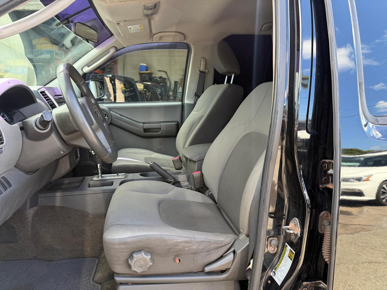 Nissan Xterra S 2012