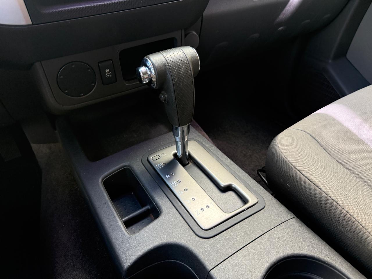 Nissan Xterra S 2012