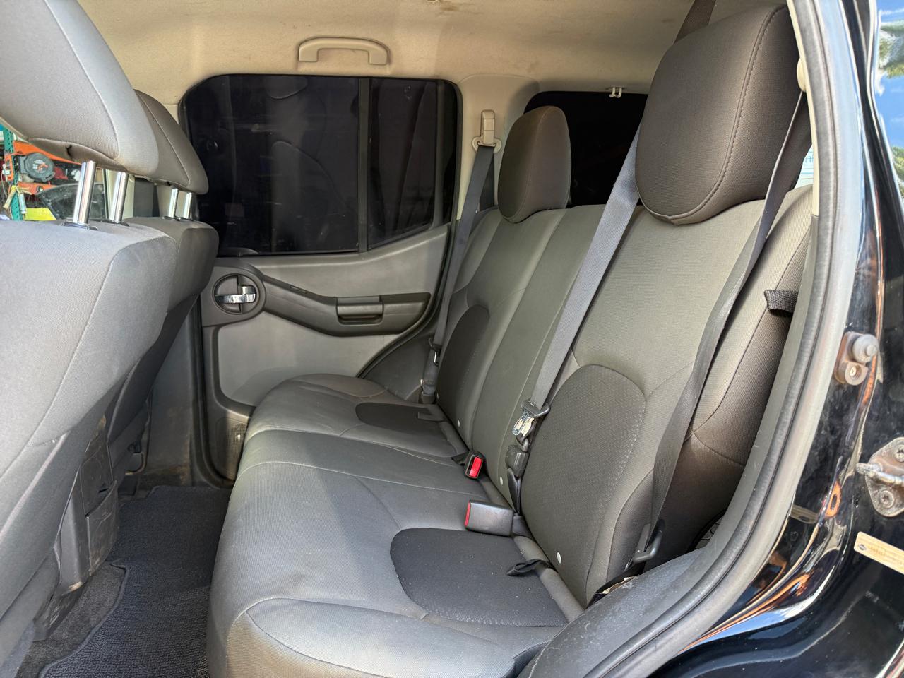 Nissan Xterra S 2012