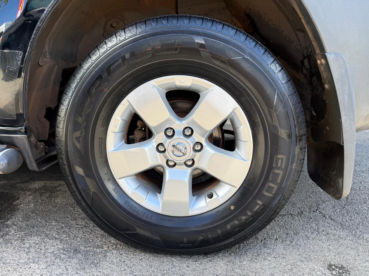 Nissan Xterra S 2012