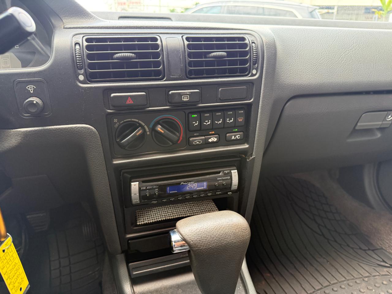 Honda Accord LX sedan 1992