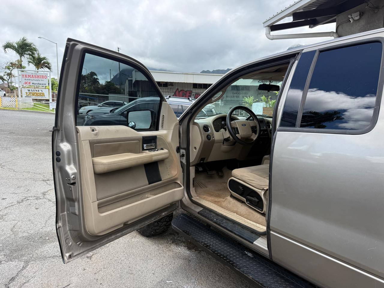 Ford F-150 XLT SuperCab 4WD 2004
