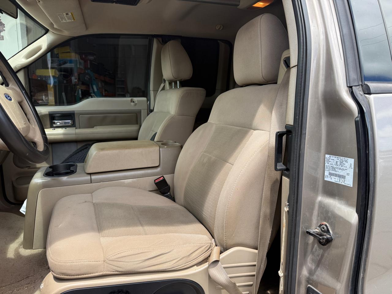 Ford F-150 XLT SuperCab 4WD 2004