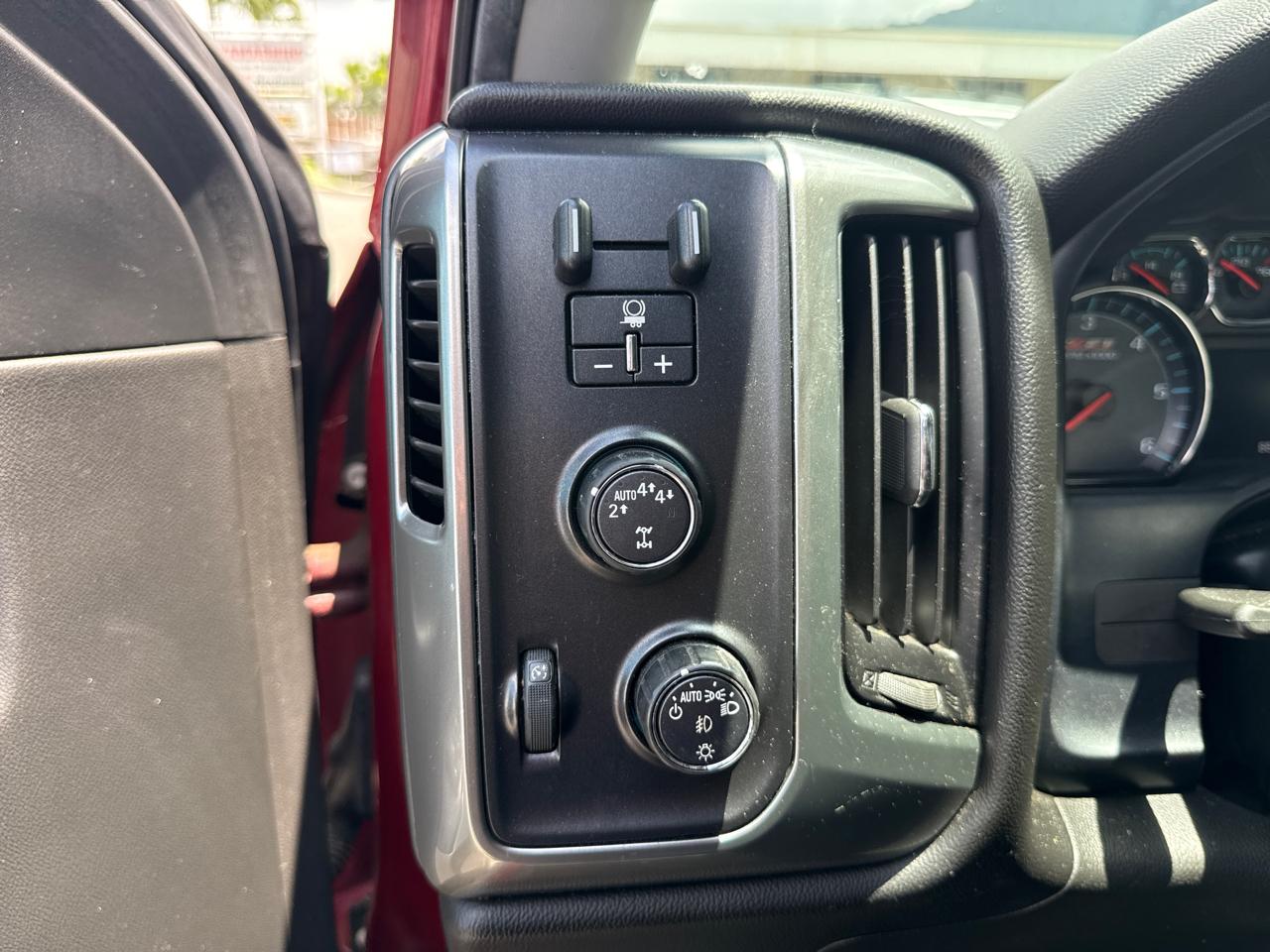 Chevrolet Silverado 1500 LT Z71 Crew Cab 4WD 2018