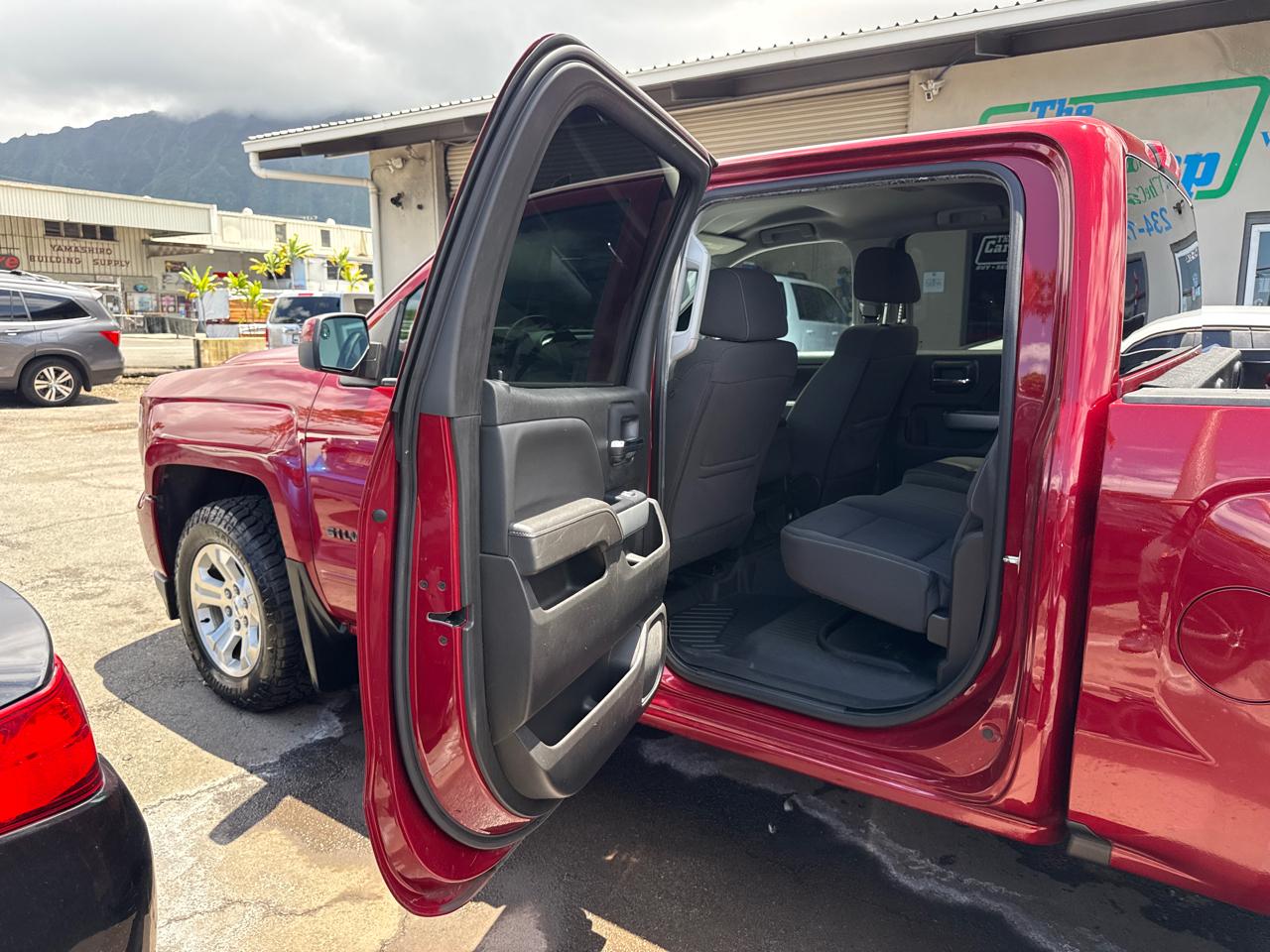 Chevrolet Silverado 1500 LT Z71 Crew Cab 4WD 2018