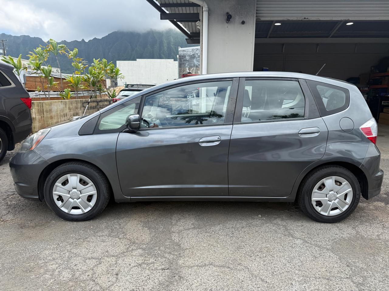 Honda Fit 5-Speed AT 2013