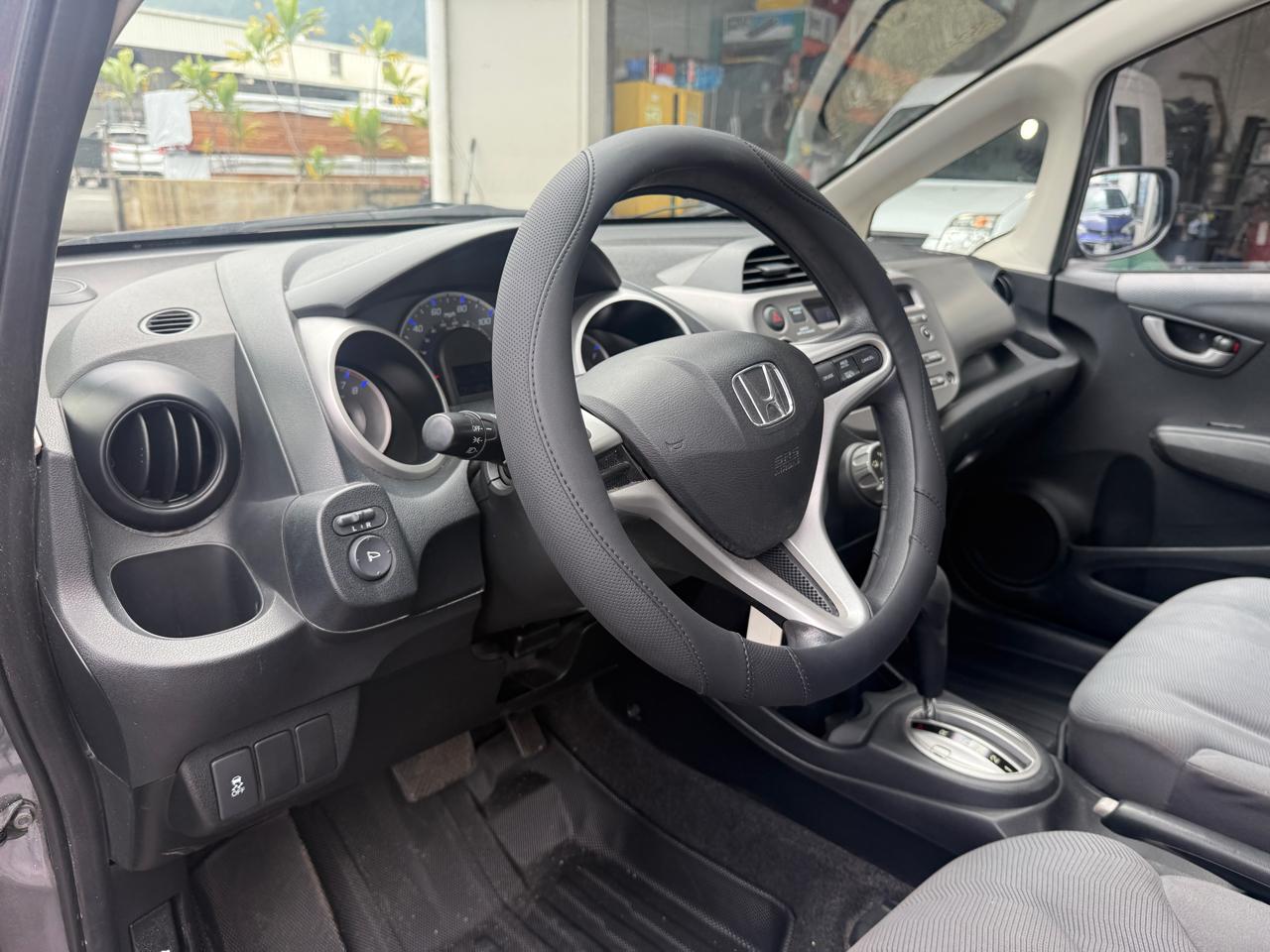 Honda Fit 5-Speed AT 2013