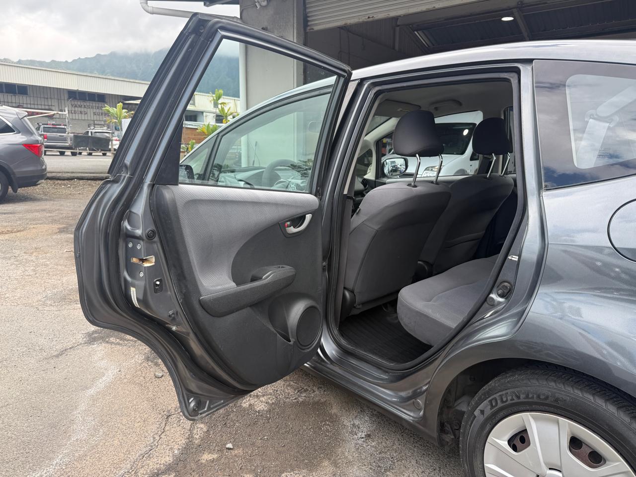Honda Fit 5-Speed AT 2013