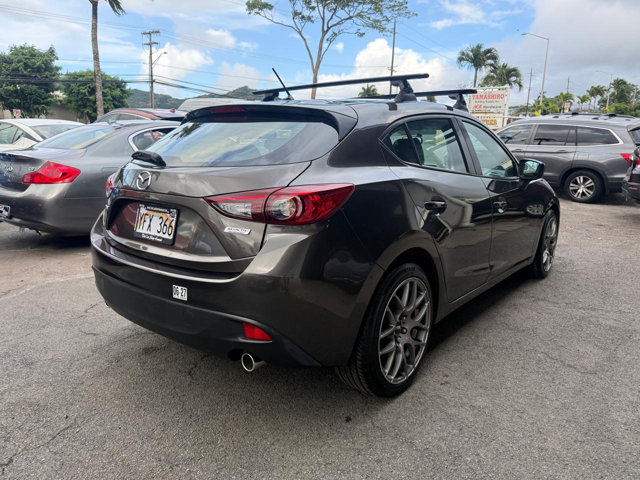 Mazda MAZDA3 i Sport AT 5-Door 2015