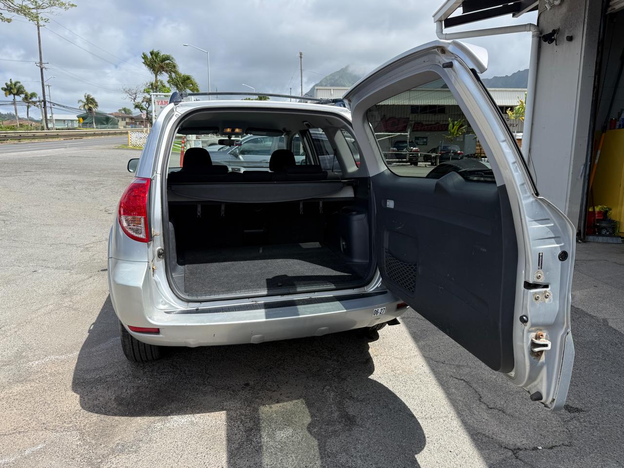 Toyota RAV4 Sport I4 2WD 2006