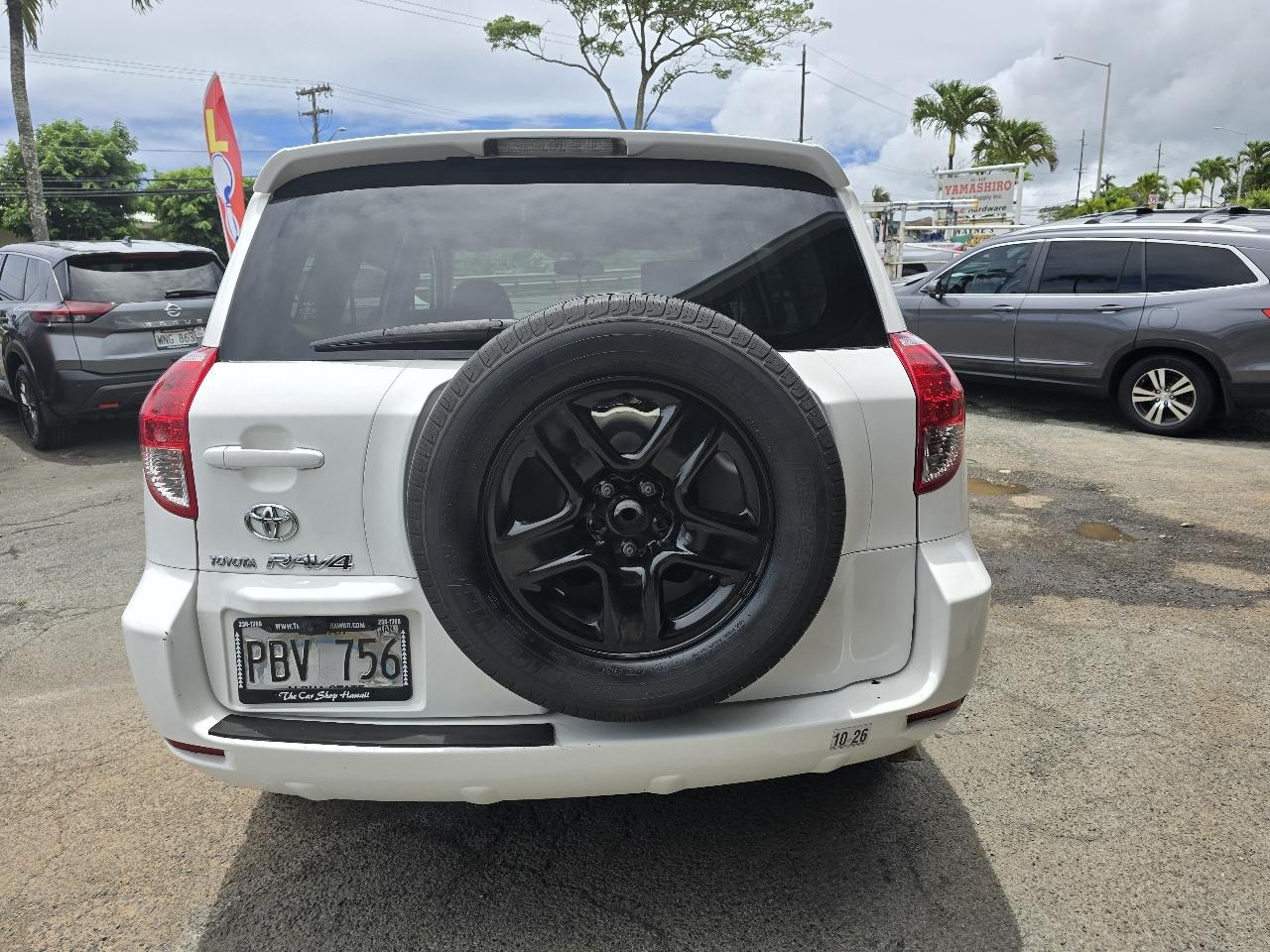 Toyota RAV4 Base I4 2WD 2006
