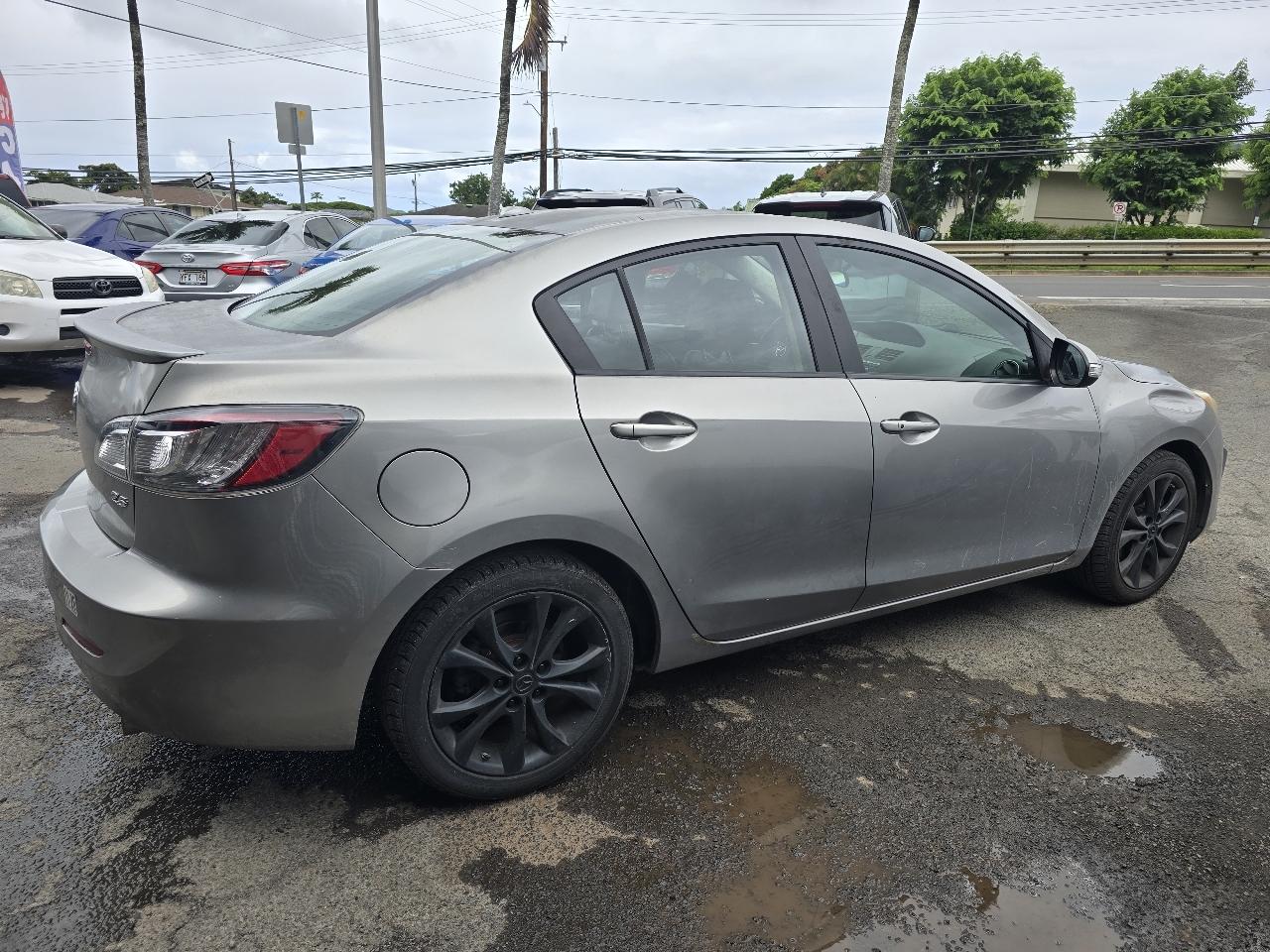 Mazda MAZDA3 s Grand Touring 4-Door 2010