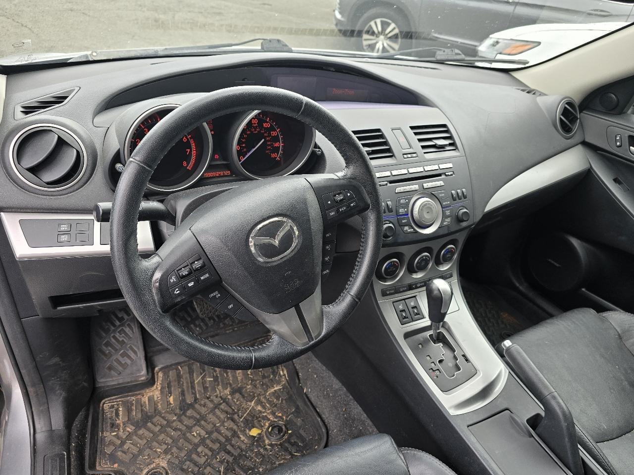 Mazda MAZDA3 s Grand Touring 4-Door 2010