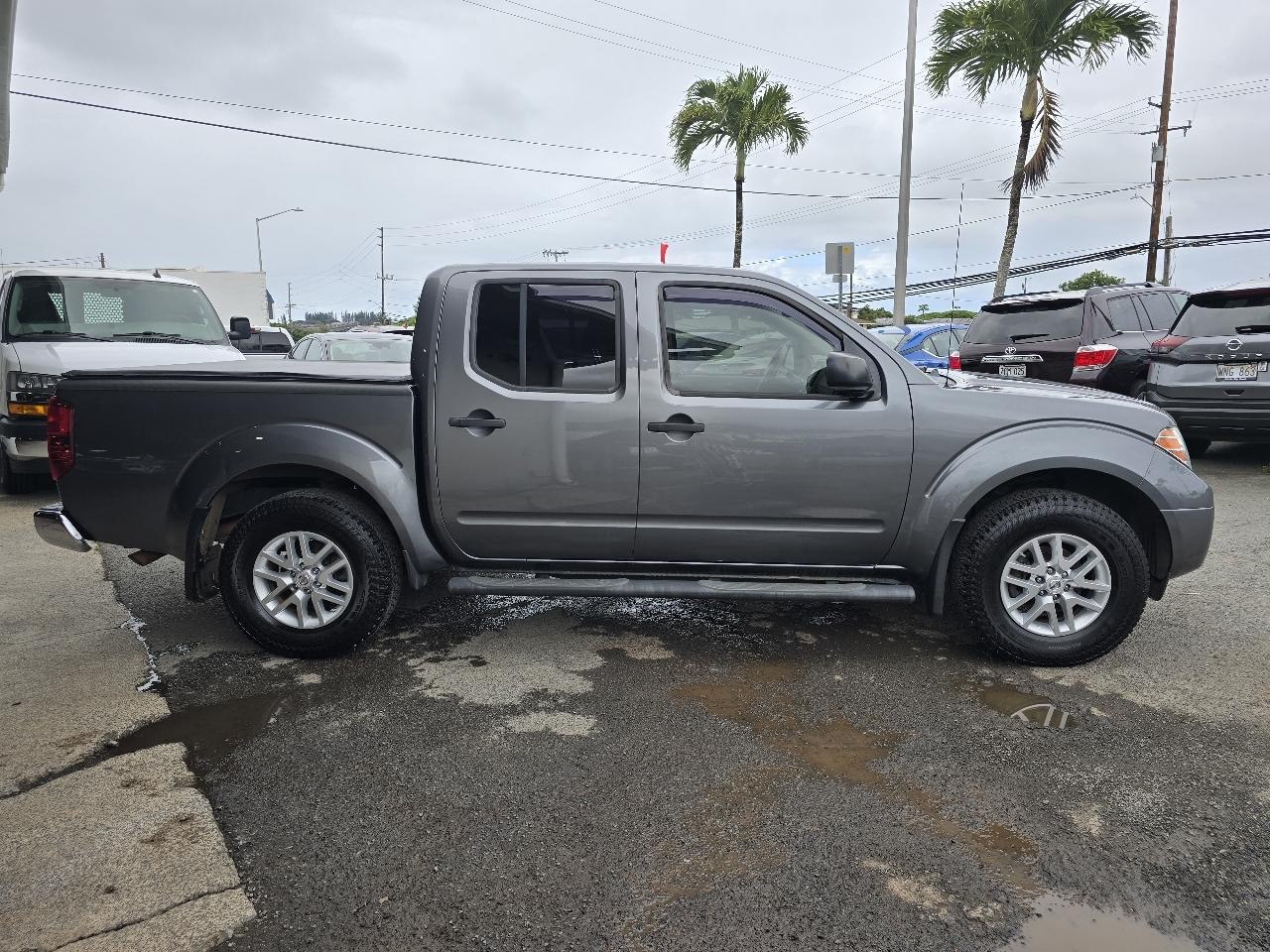 Nissan Frontier SV Crew Cab 4X4 V6 2019