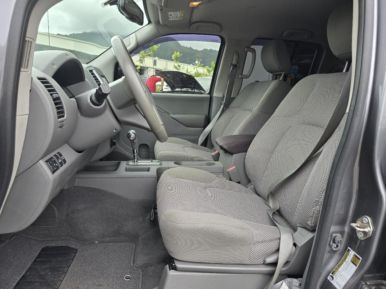 Nissan Frontier SV Crew Cab 4X4 V6 2019
