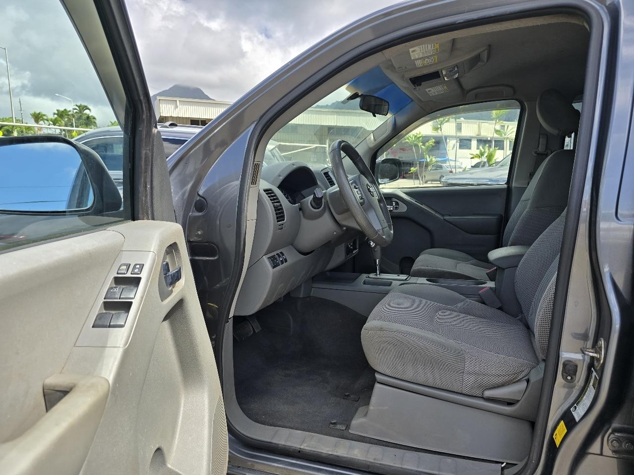 Nissan Frontier SV Crew Cab 4X4 V6 2019