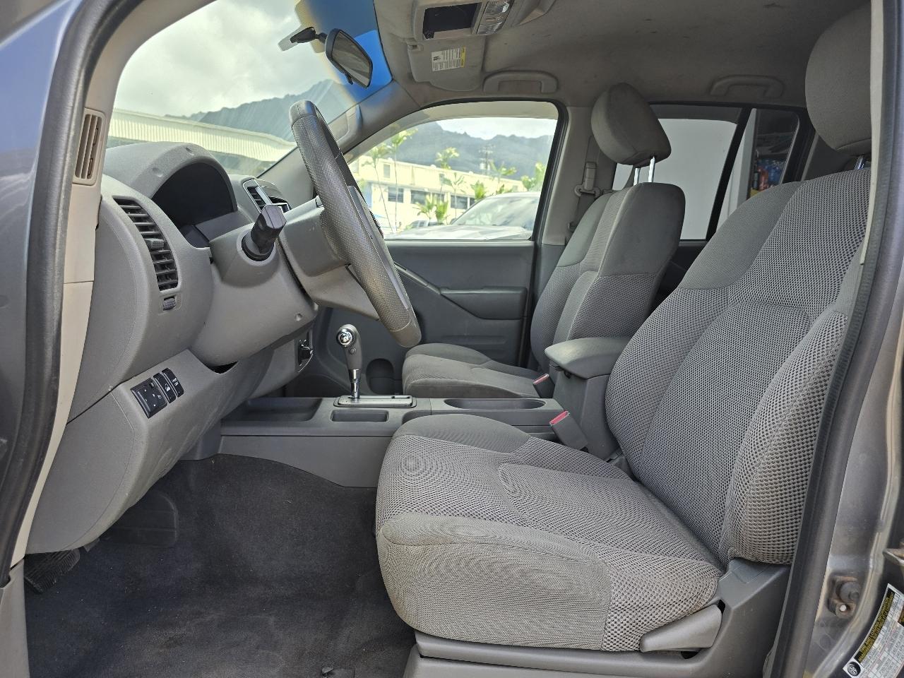 Nissan Frontier SV Crew Cab 4X4 V6 2019
