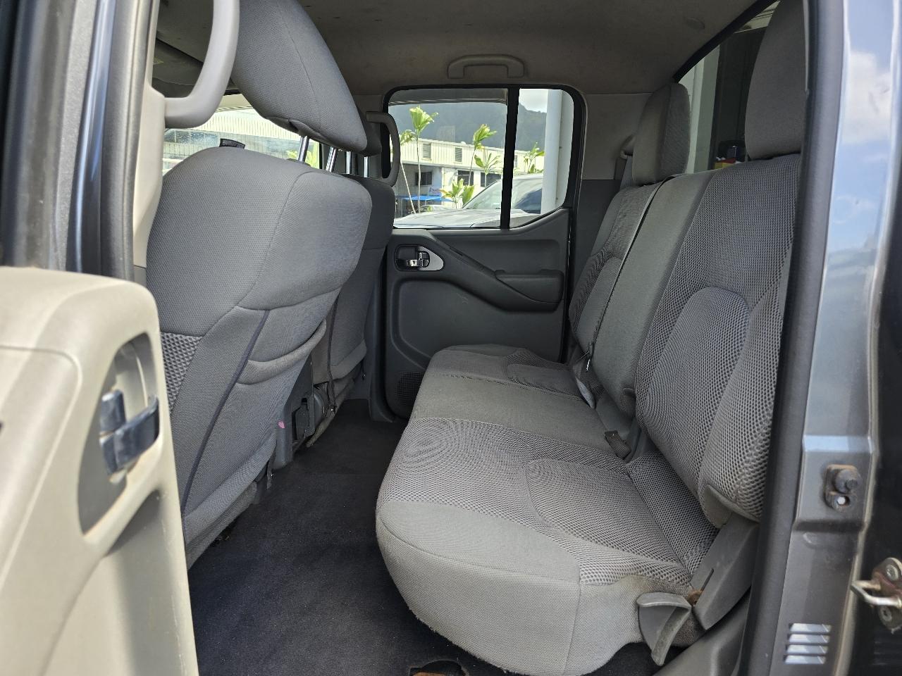 Nissan Frontier SV Crew Cab 4X4 V6 2019