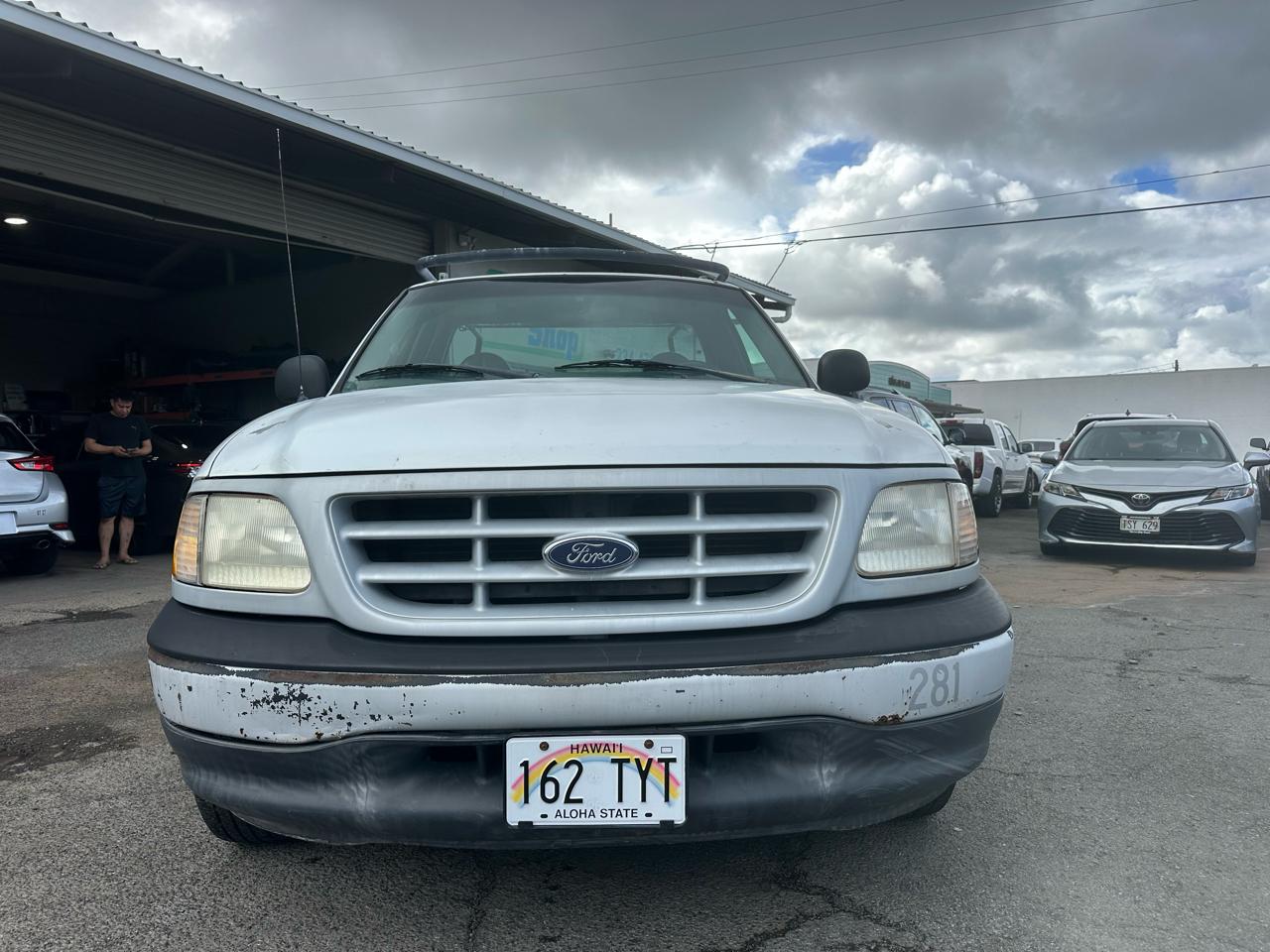 Ford F-150 WS Reg. Cab Long Bed 2WD 1999