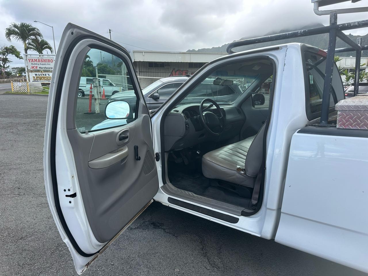 Ford F-150 WS Reg. Cab Long Bed 2WD 1999
