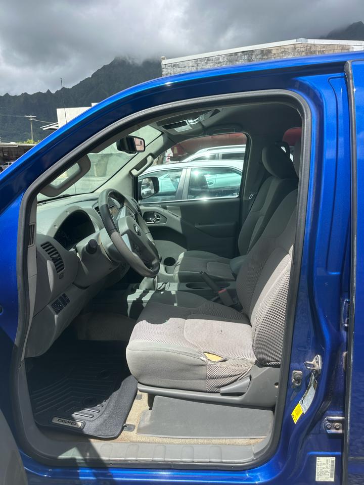 Nissan Frontier S Crew Cab 5AT 2WD 2015