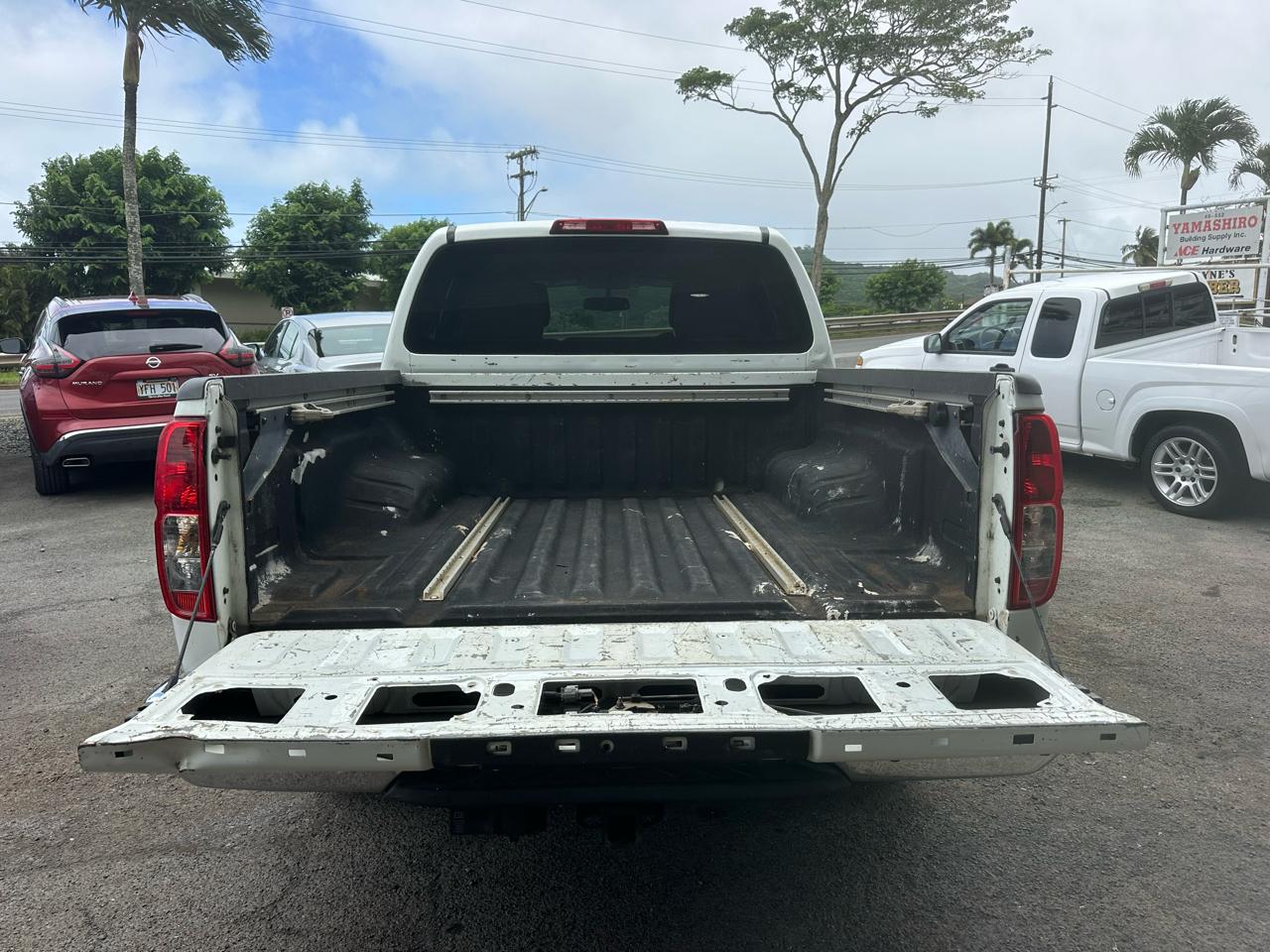 Nissan Frontier PRO-4X Crew Cab 5AT 4WD 2017