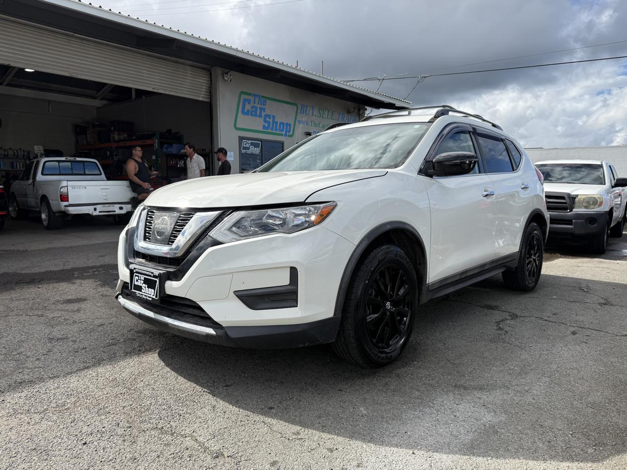 Nissan Rogue SV FWD 2018