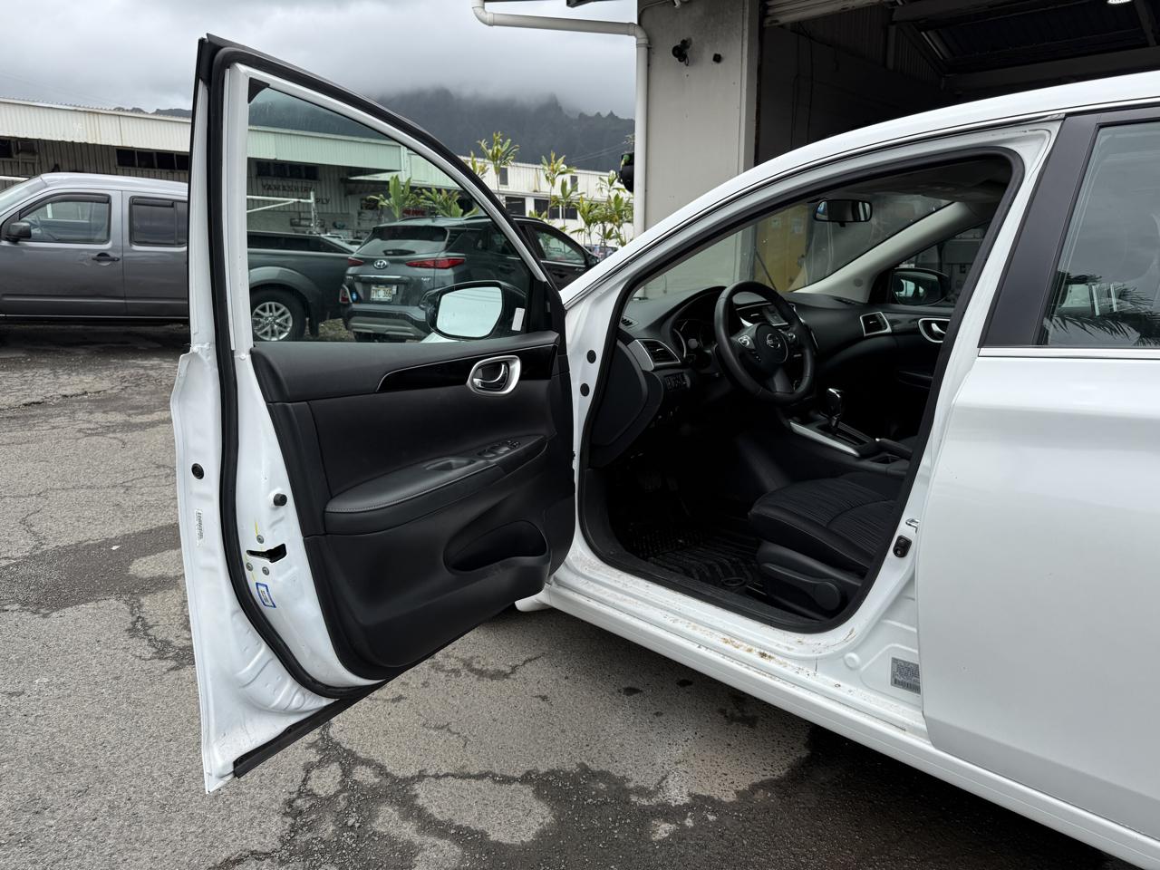 Nissan Sentra SV 4D Sedan 2019