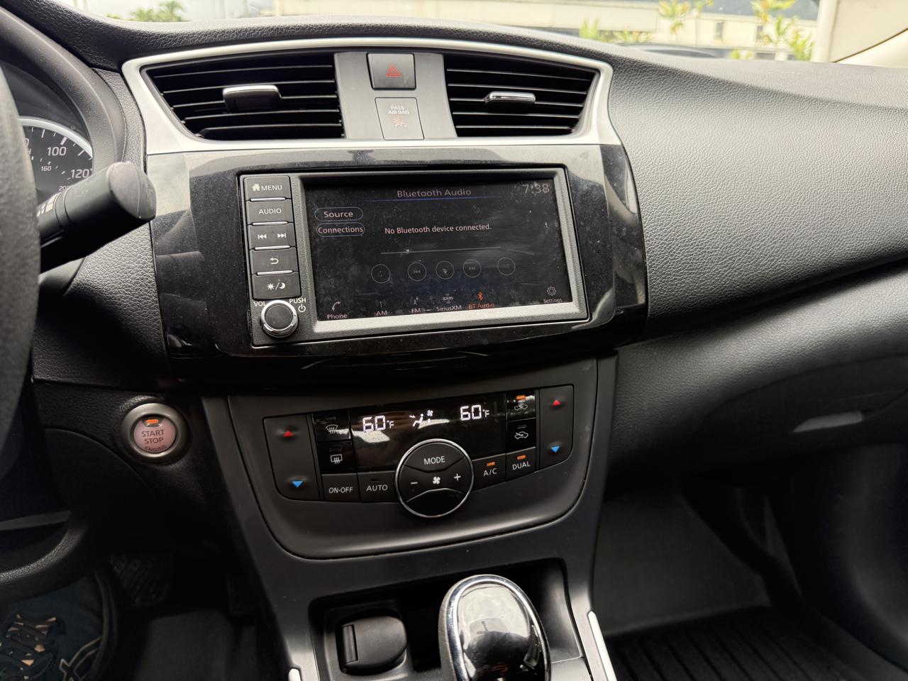 Nissan Sentra SV 4D Sedan 2019