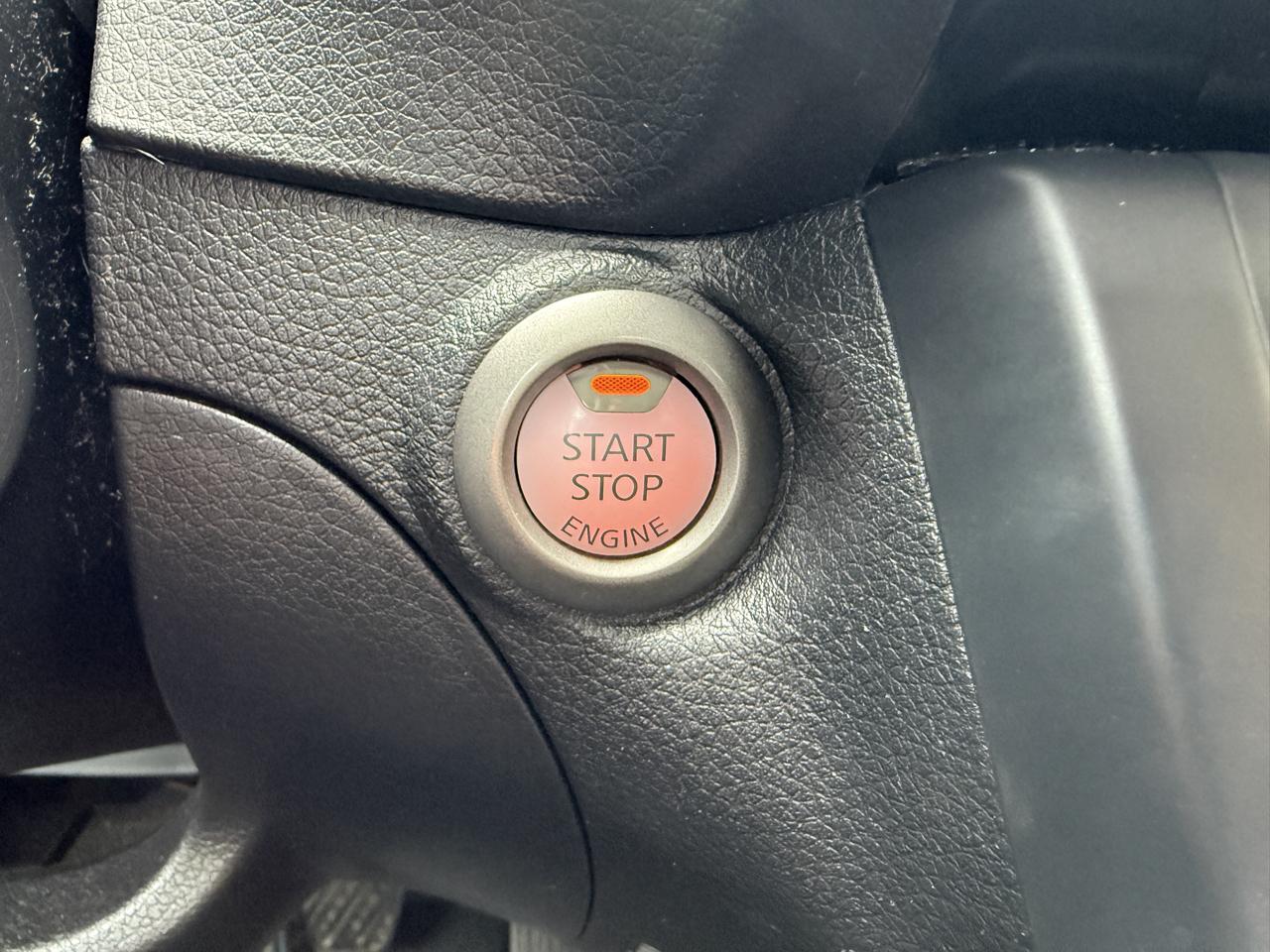 Nissan Sentra SV 4D Sedan 2019