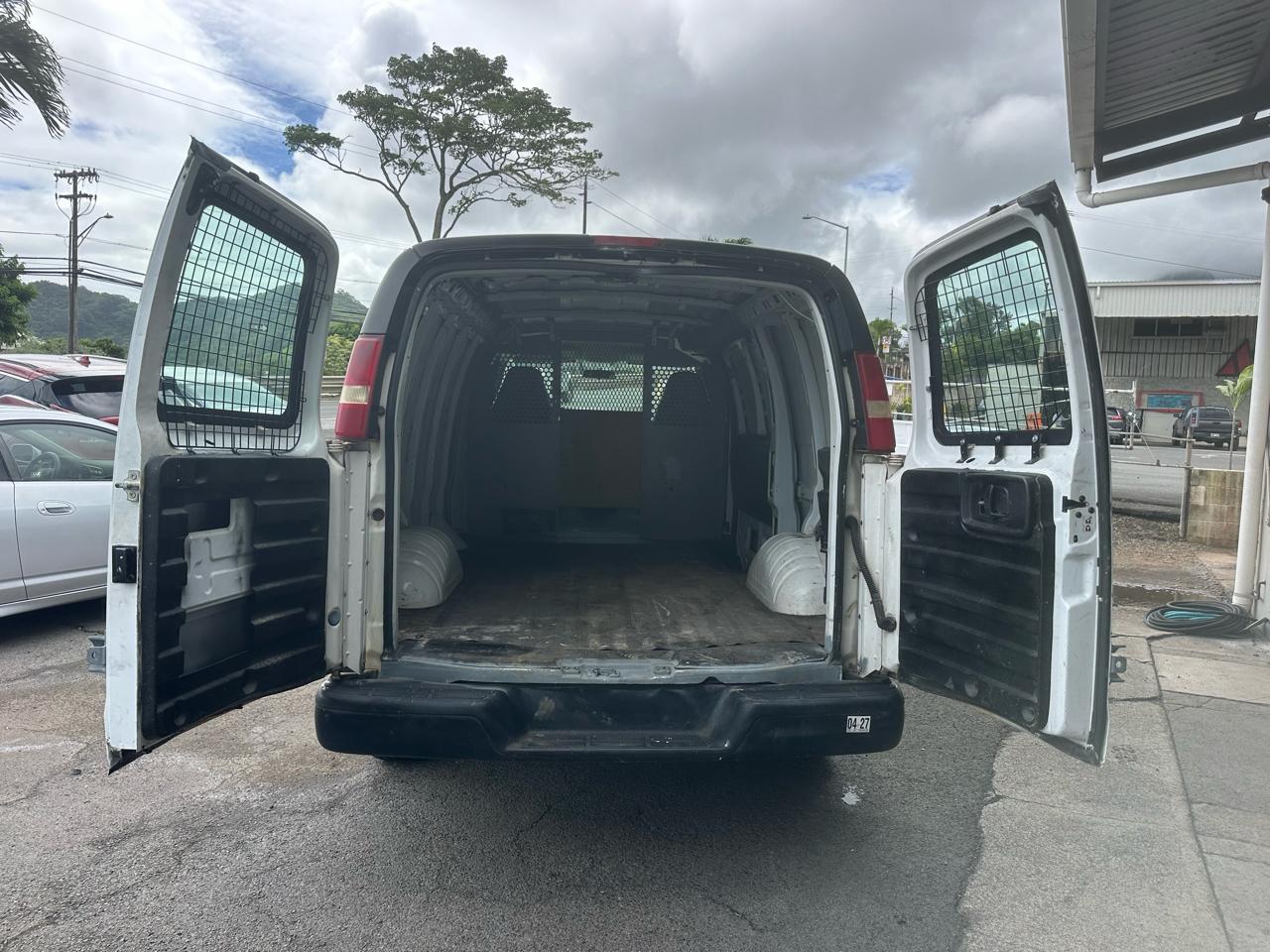 Chevrolet Express 1500 Cargo 2004