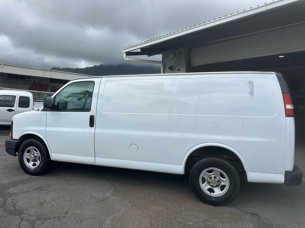 Chevrolet Express 1500 Cargo 2004