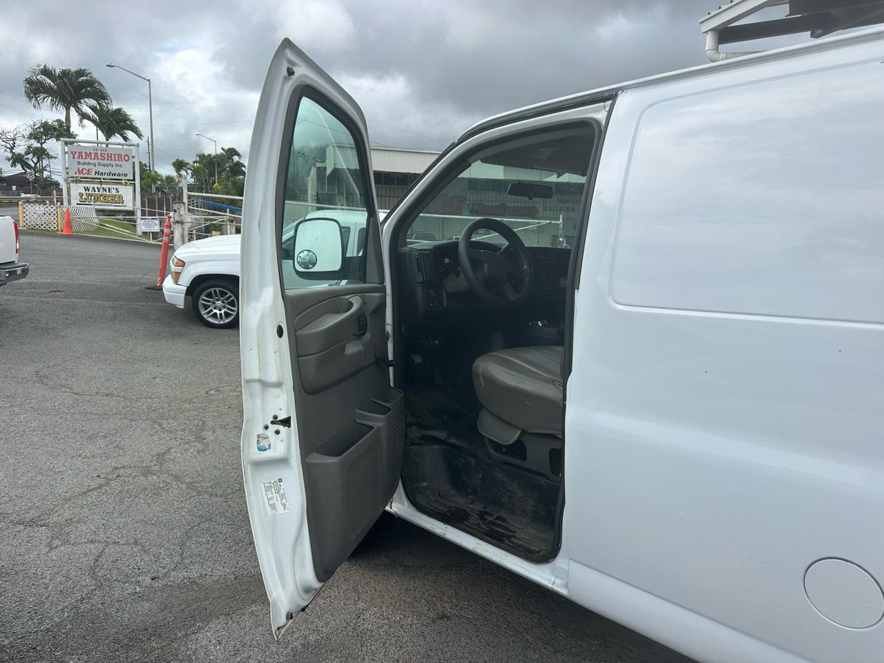 Chevrolet Express 1500 Cargo 2004