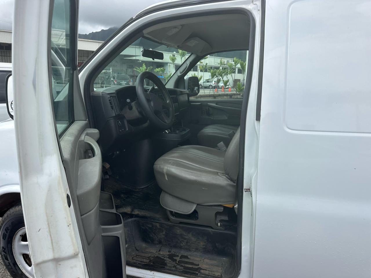 Chevrolet Express 1500 Cargo 2004