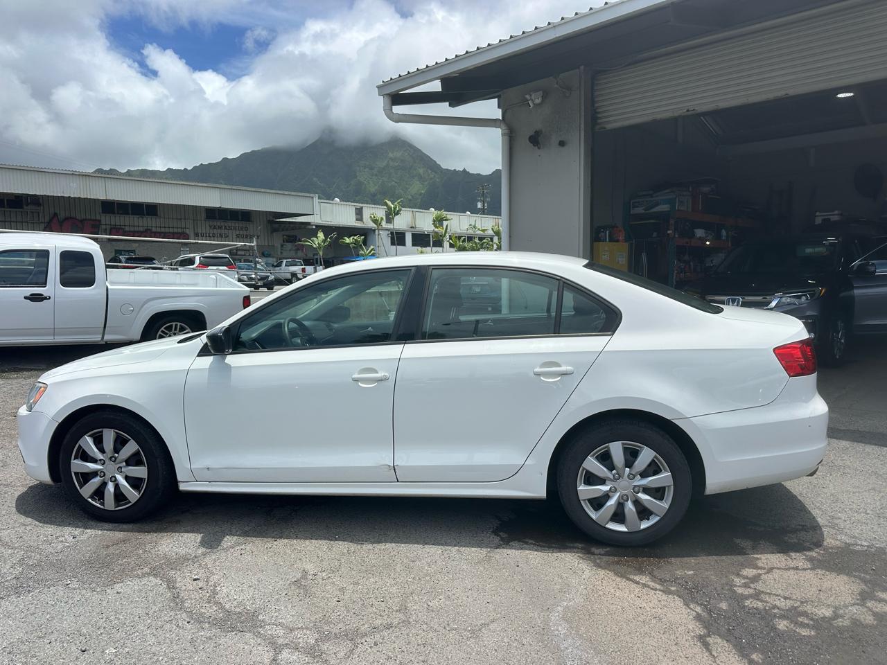 Volkswagen Jetta S 2013