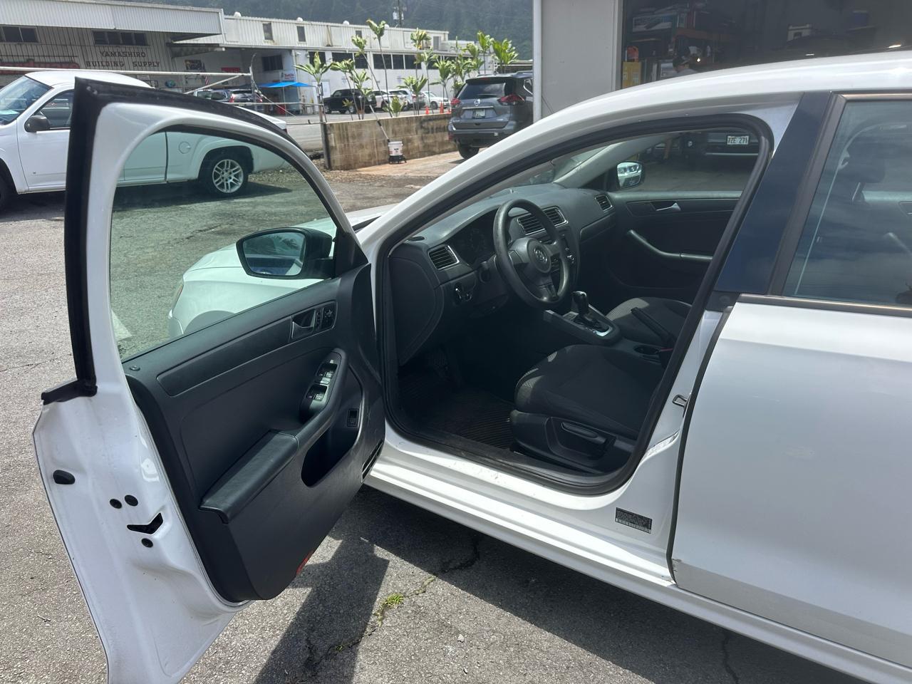 Volkswagen Jetta S 2013